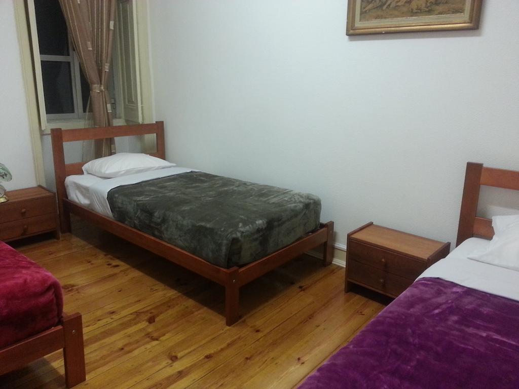 Lisbon Paradise Hostel Bilik gambar